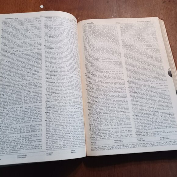 Webster's New World Dictionary Of The American Language College Edition 1957 - Picture 9 of 10